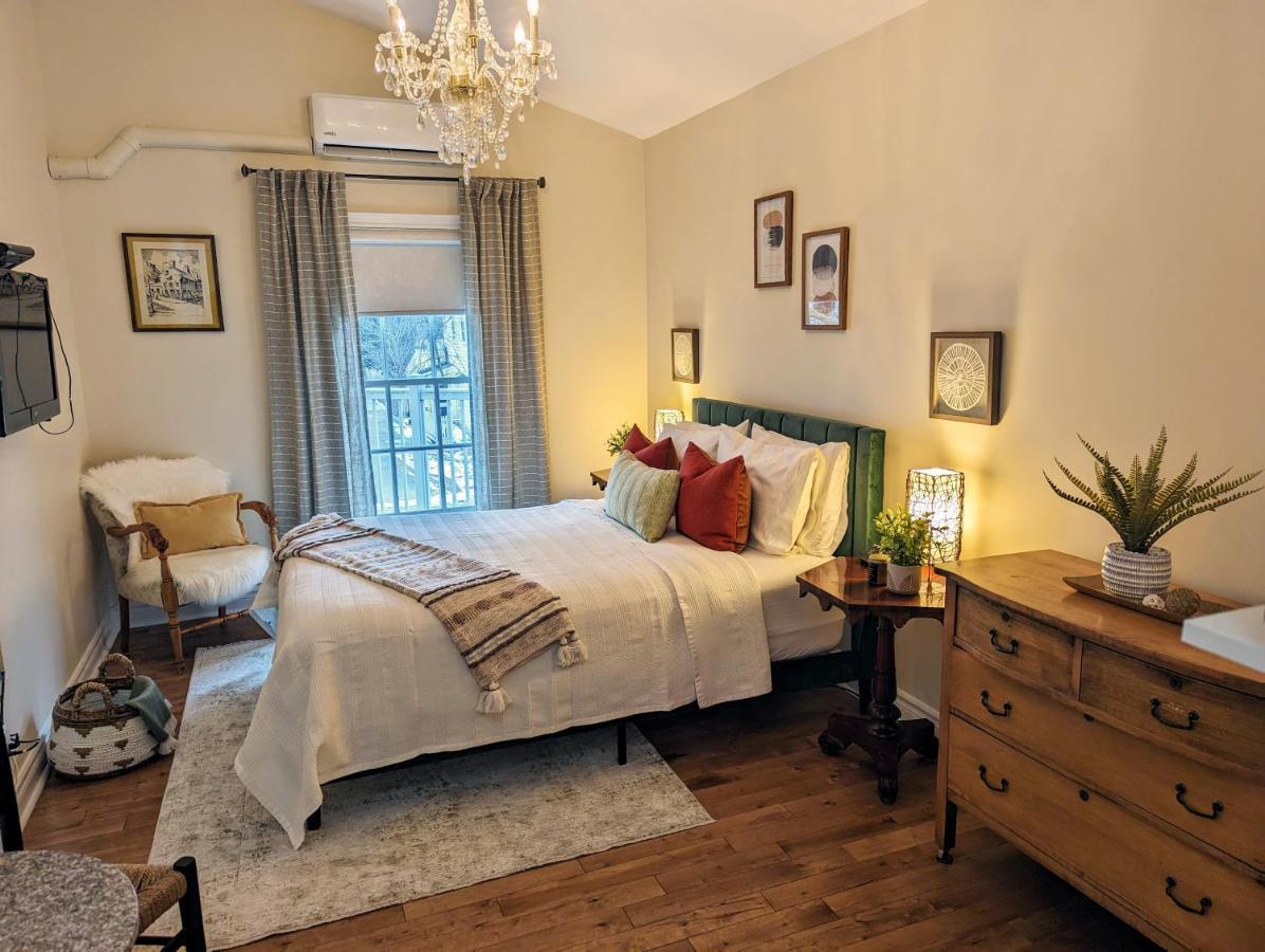 Suites On King Niagara-on-the-Lake Екстериор снимка